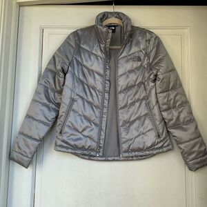 New Without Tag Silver Puffer Jacket By The North Face